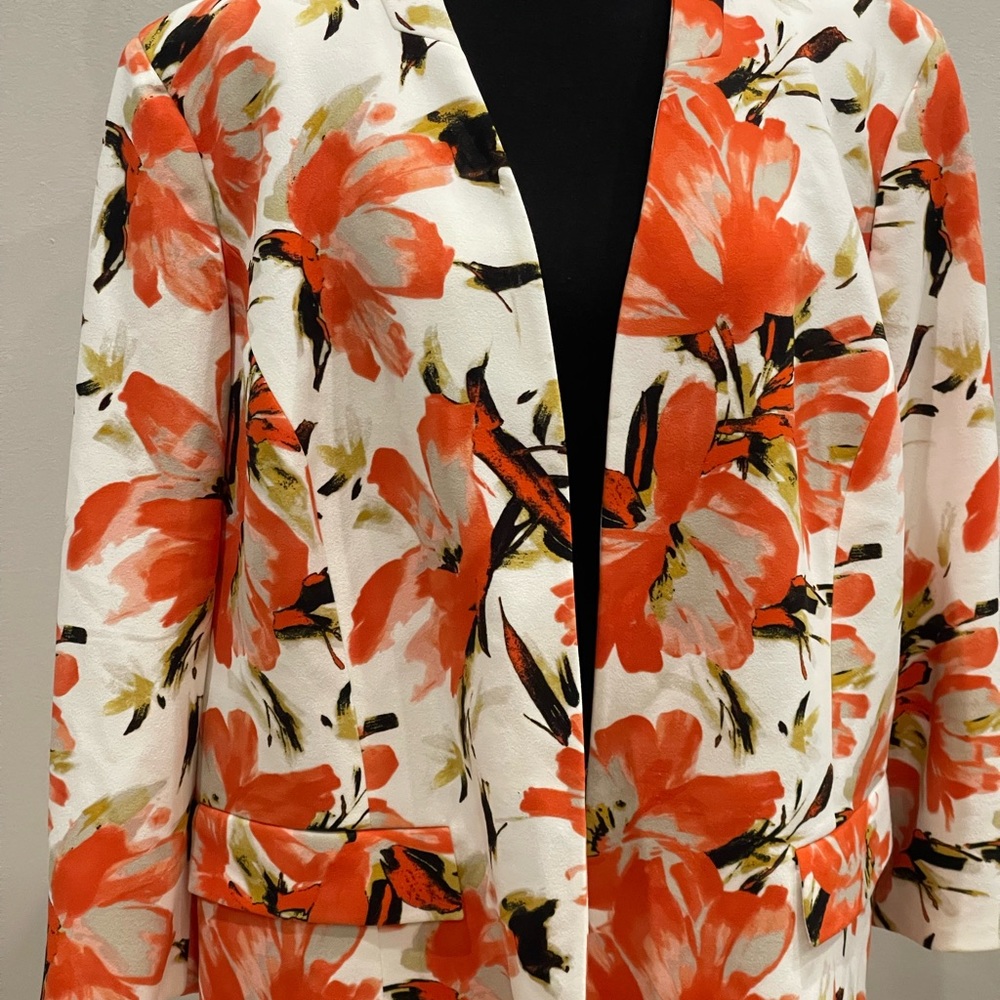 Kasper 18W Floral Patterned Blazer with Pockets and Shoulder Pads - Picture 2 of 8